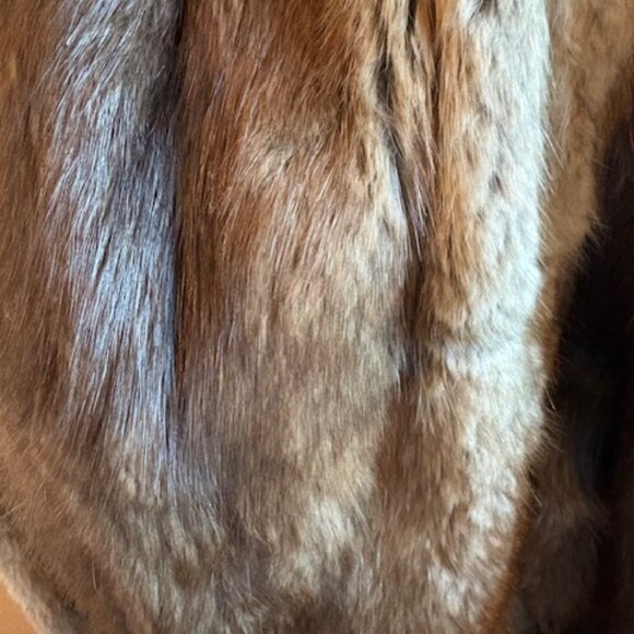 Vintage Beige Fur Coat - Picture 2 of 9